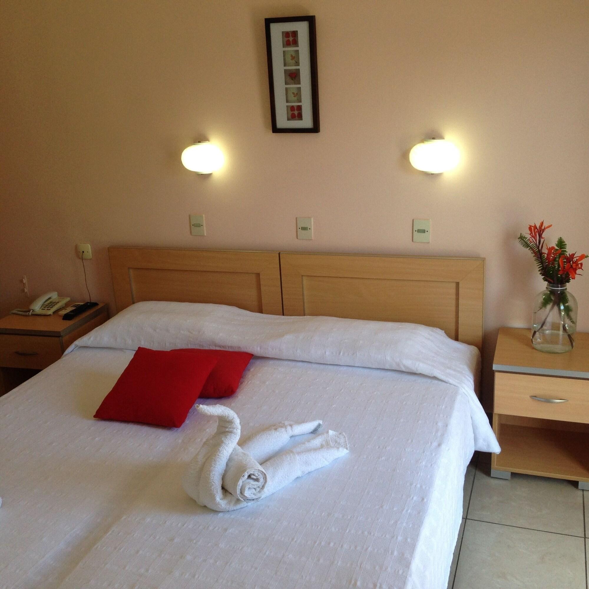 Zefyros Hotel Rhodes City Buitenkant foto