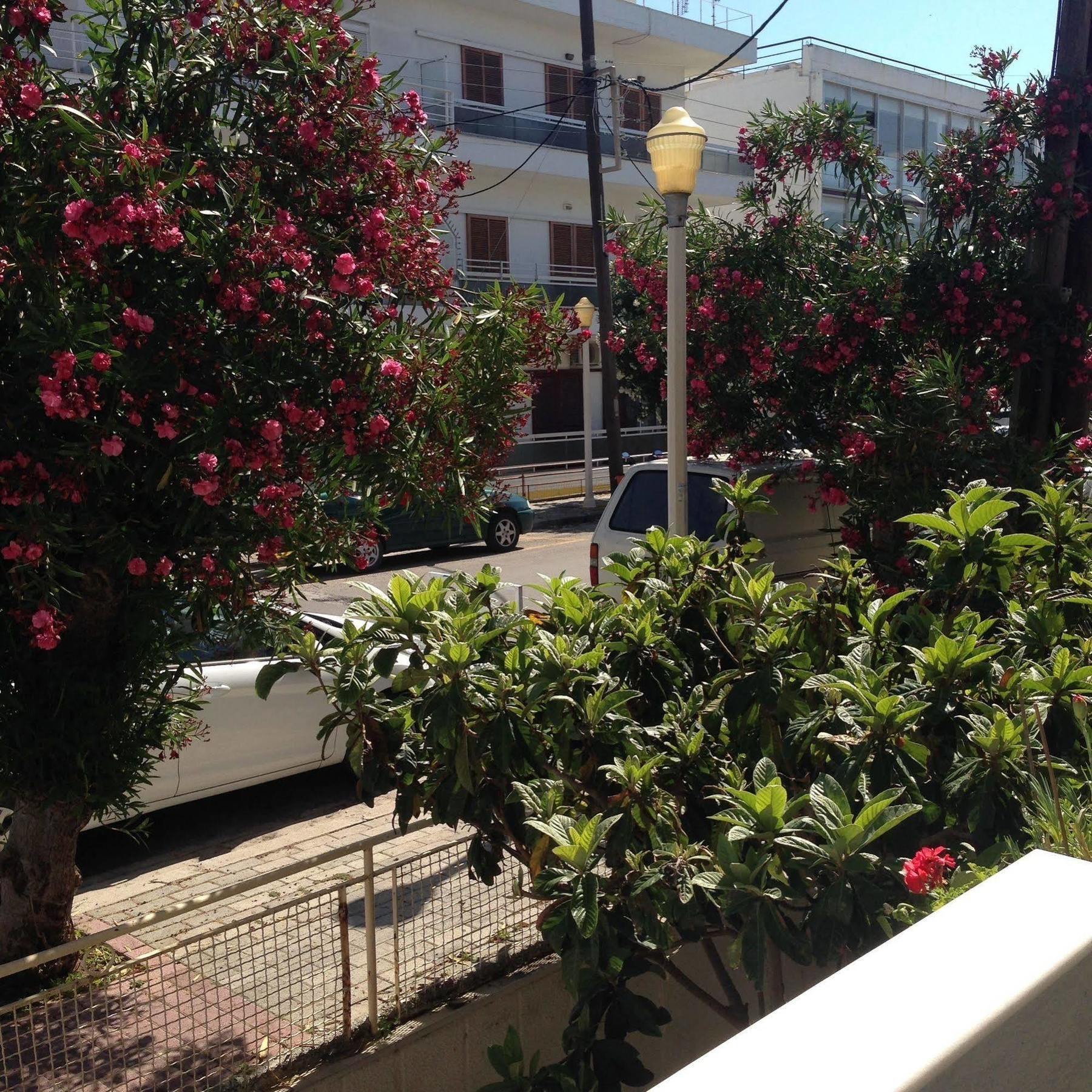 Zefyros Hotel Rhodes City Buitenkant foto