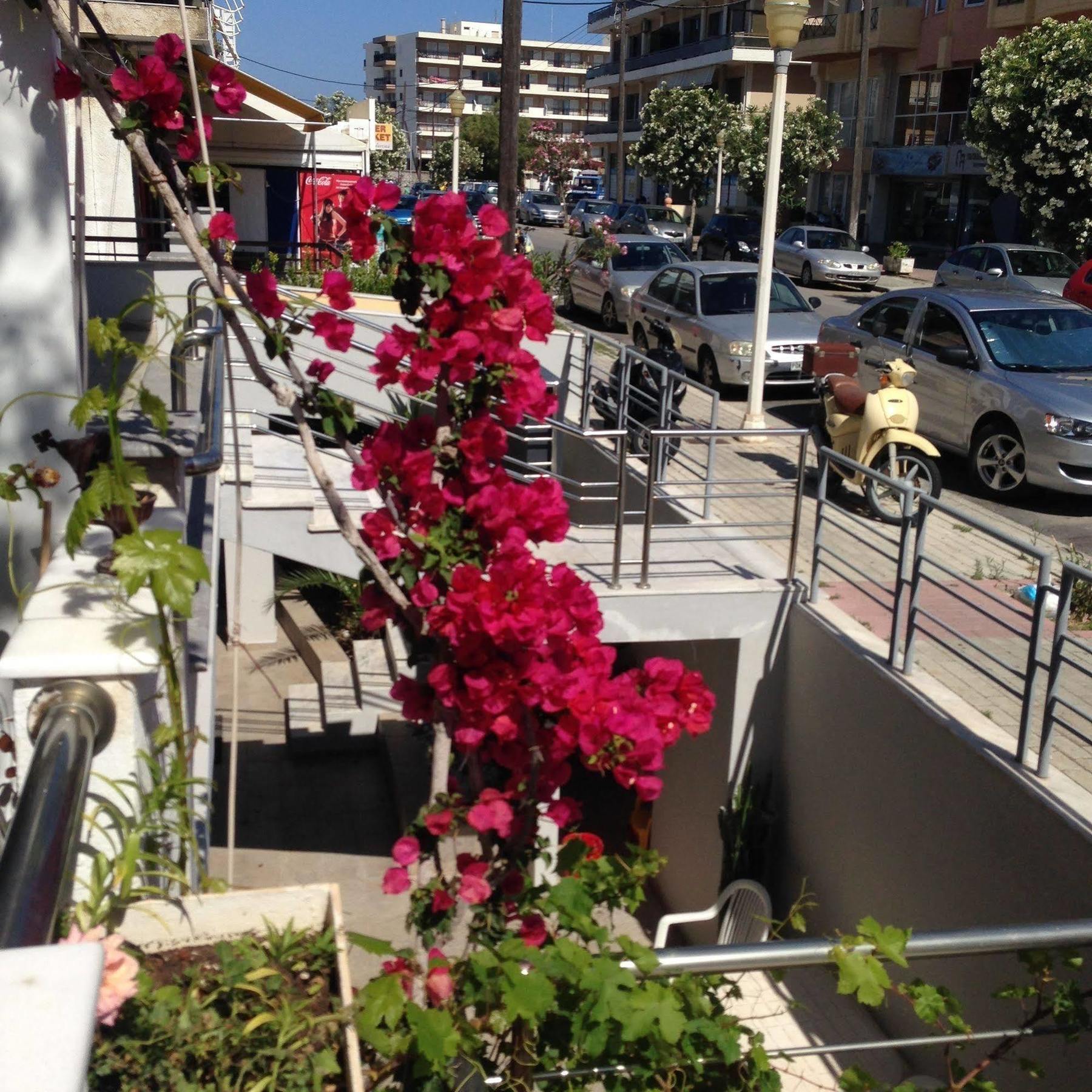 Zefyros Hotel Rhodes City Buitenkant foto